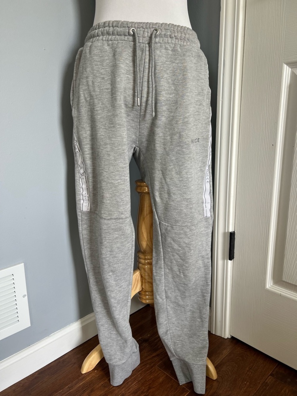 Nicce Joggers
